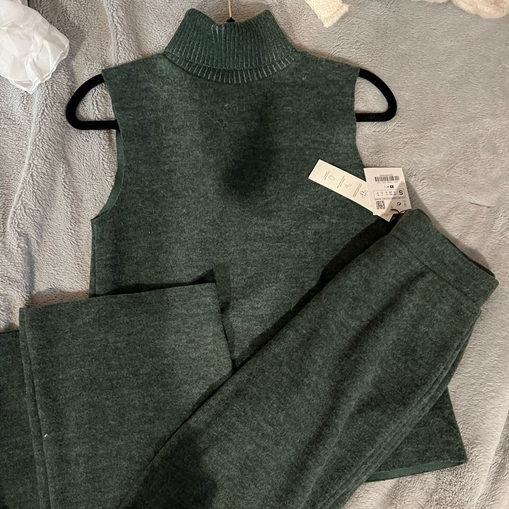 Zara green knit set